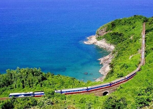 Central Vietnam Heritage Route – 5 Days / 4 Nights