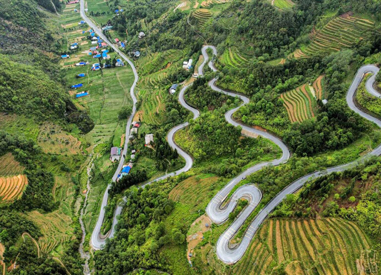Ha Giang Loop & Ethnic Highland Trek — 7 Days / 6 Nights