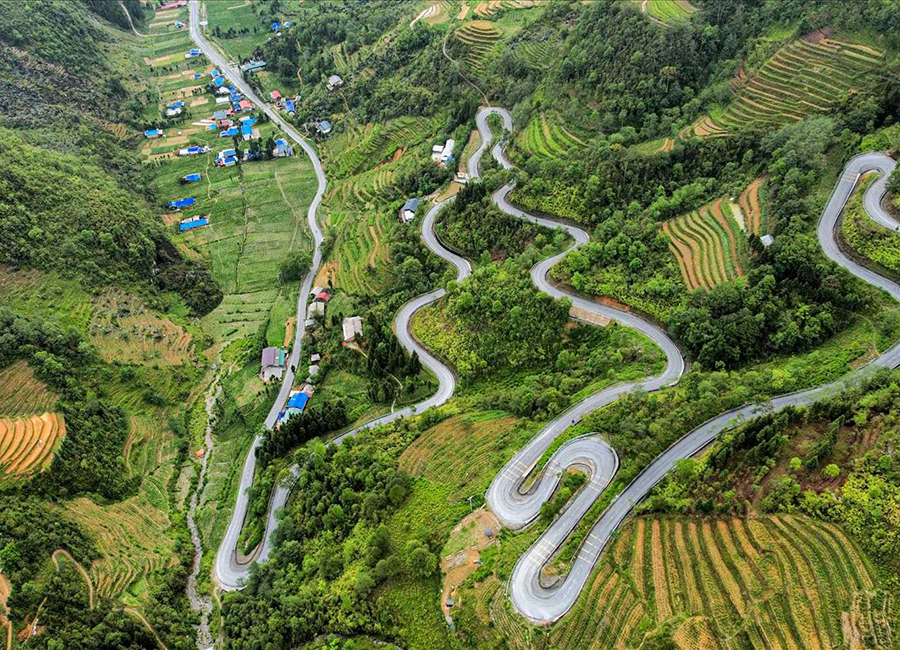 Ha Giang Loop & Ethnic Highland Trek — 7 Days / 6 Nights