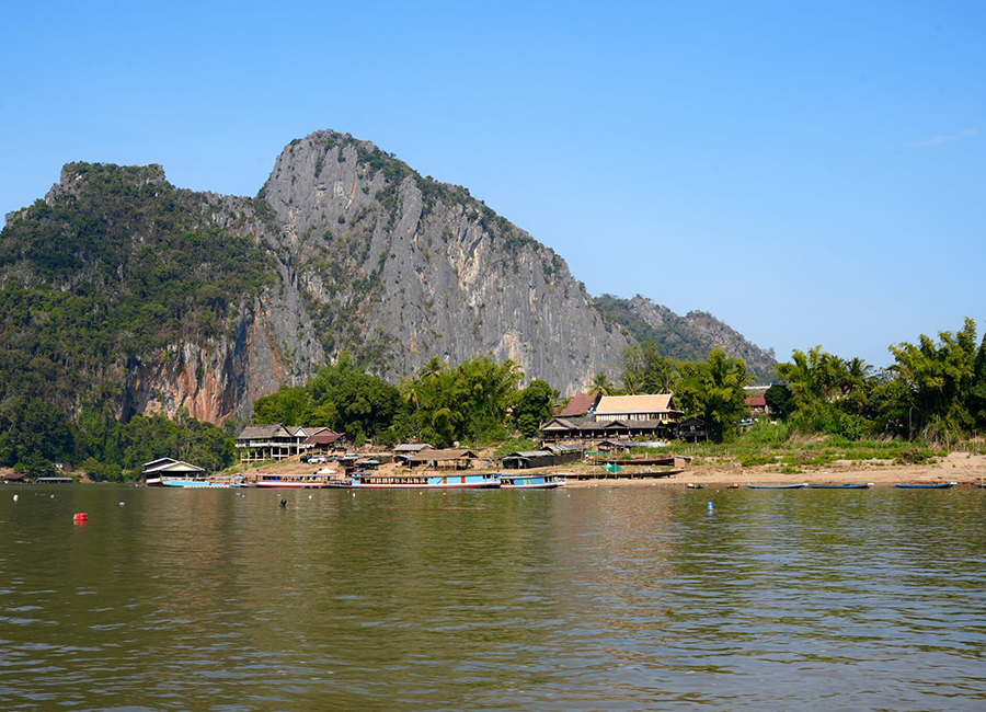 Mekong Slow Boat: Laos River Journey — 6 Days / 5 Nights