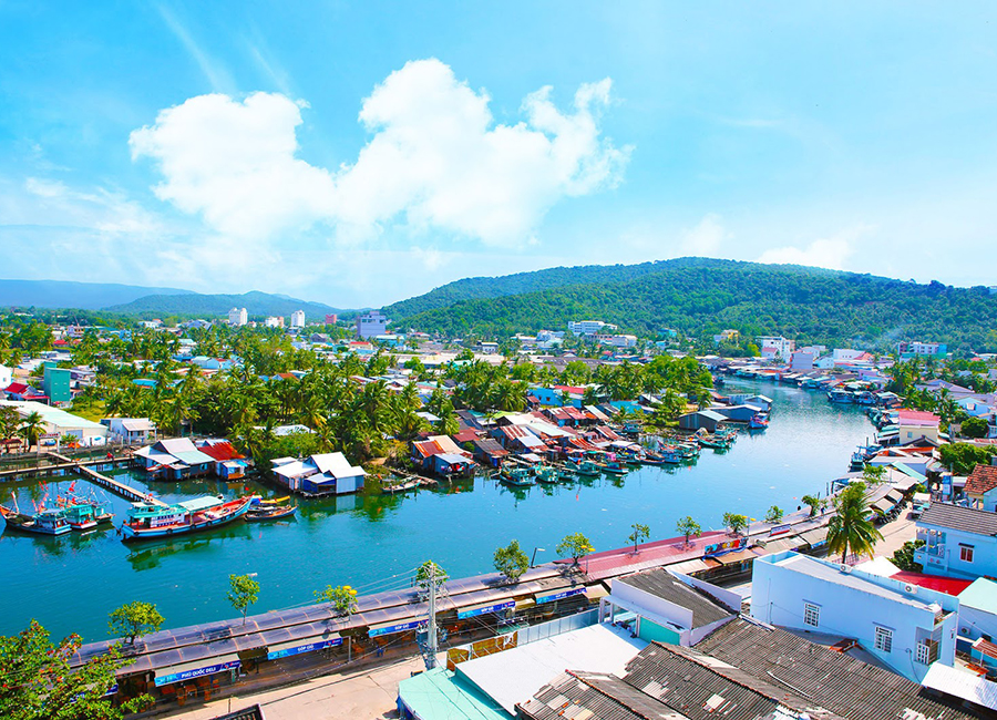 Mekong Delta & Coast Escape — 5 Days / 4 Nights