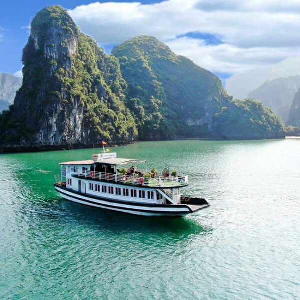 Ha Long Bay Day Cruise | 1 Day