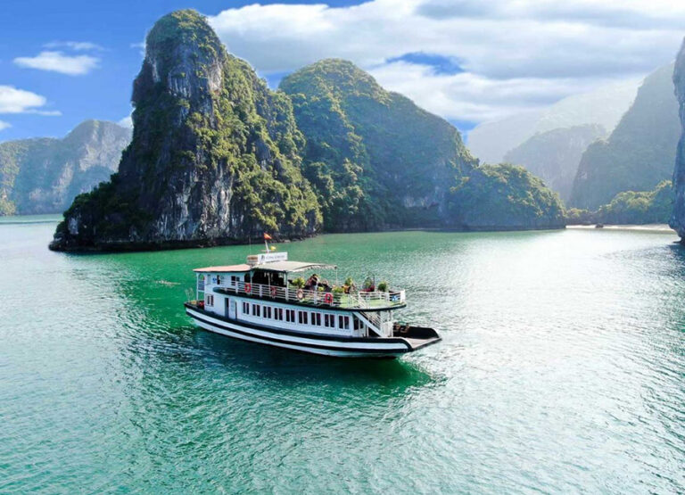 Ha Long Bay Day Cruise | 1 Day