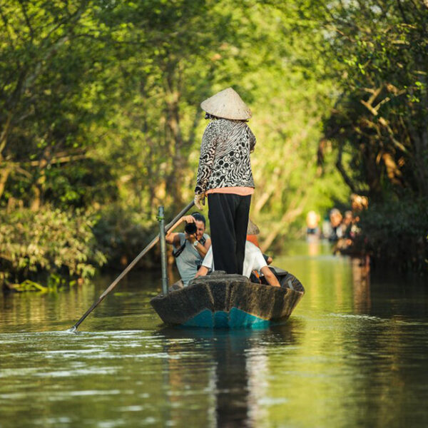 Mekong River Crossing: Vietnam to Cambodia  —  7 Days / 6 Nights